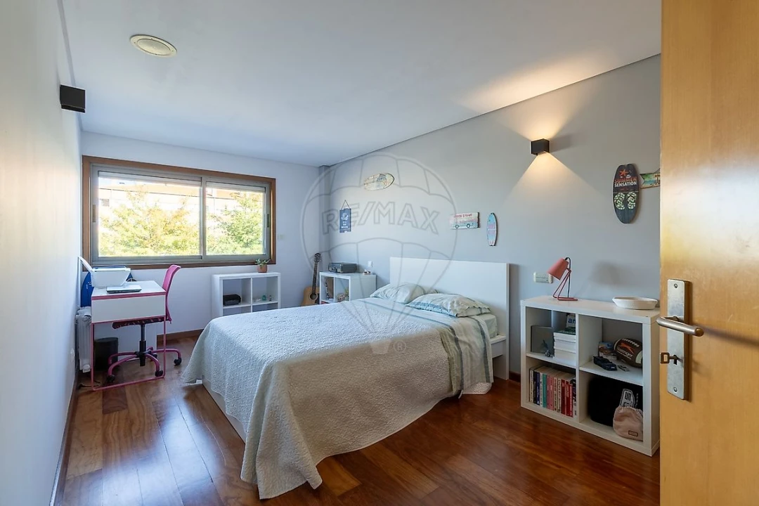 Apartamento T3 para Venda em Canelas Foto 22