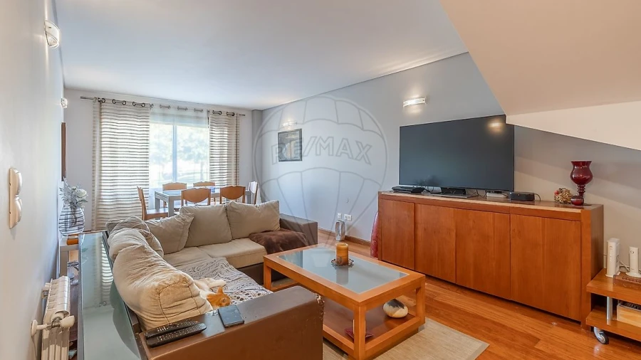 Apartamento T3 para Venda em Canelas