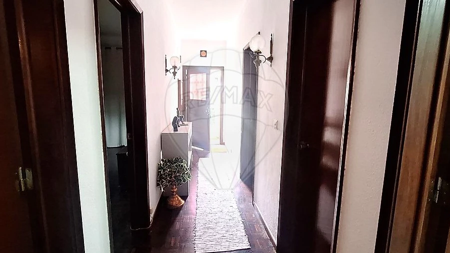 Moradia T2 para Venda em Mina de Água