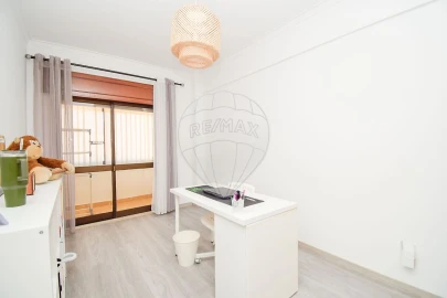 Apartamento T2 para Venda em Cacém e São Marcos
