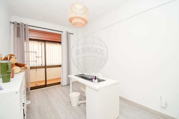 Apartamento T2 para Venda em Cacém e São Marcos Foto 5