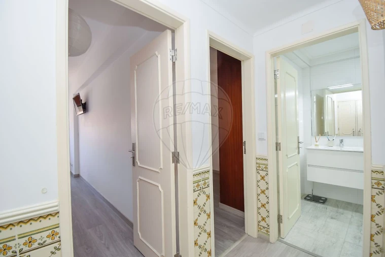 Apartamento T2 para Venda em Cacém e São Marcos Foto 7