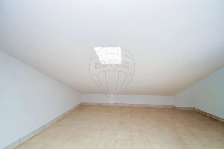 Apartamento T2 para Venda em Cacém e São Marcos Foto 23