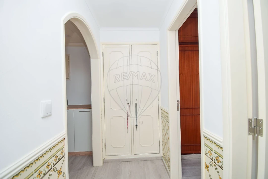 Apartamento T2 para Venda em Cacém e São Marcos Foto 20