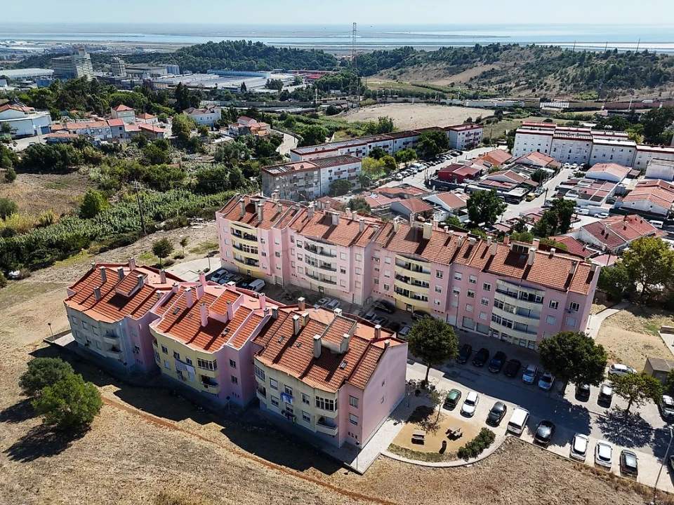 Apartamento T2 para Venda em Vialonga Foto 23