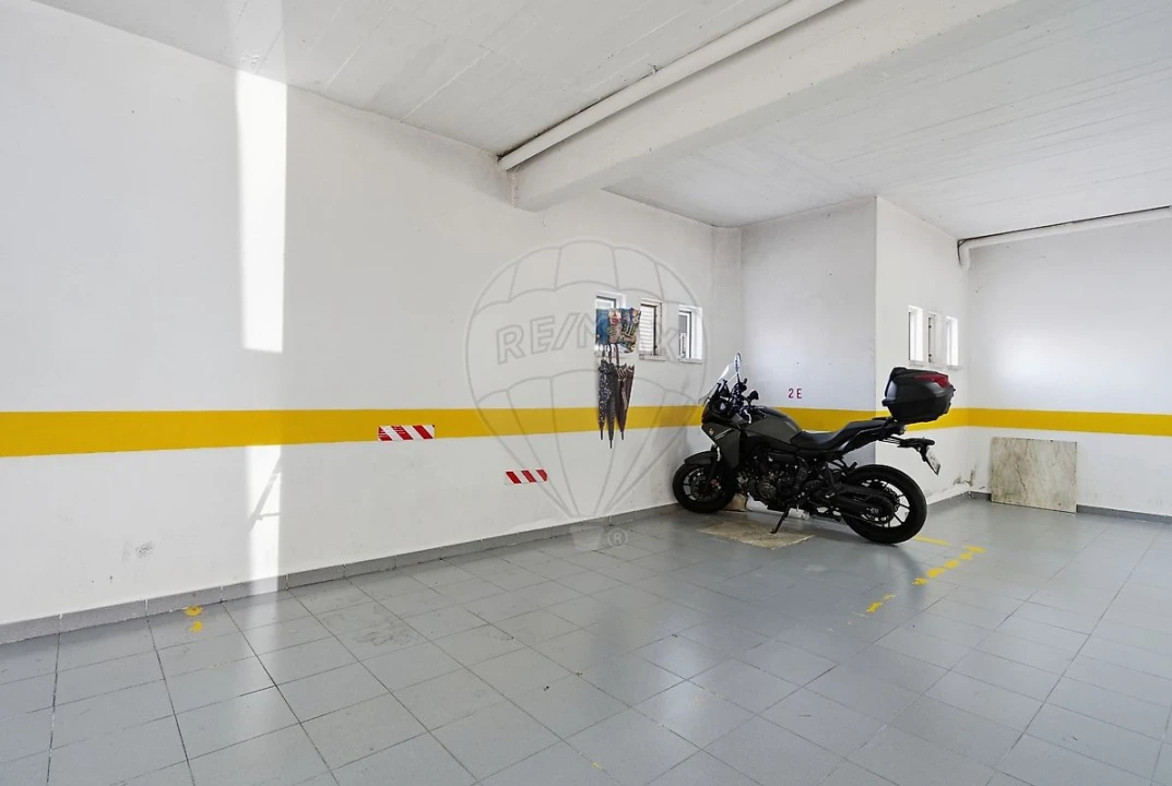 Apartamento T2 para Venda em Vialonga Foto 17