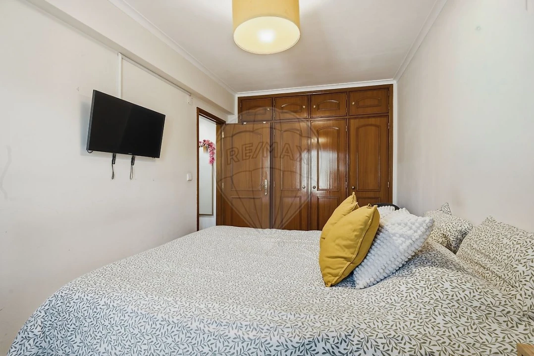 Apartamento T2 para Venda em Vialonga Foto 14