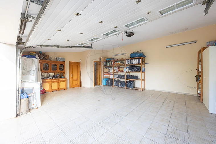 Moradia T5 para Venda em Santa Maria, São Pedro e Matacães Foto 34