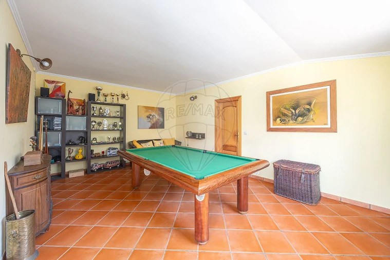 Moradia T5 para Venda em Santa Maria, São Pedro e Matacães Foto 32