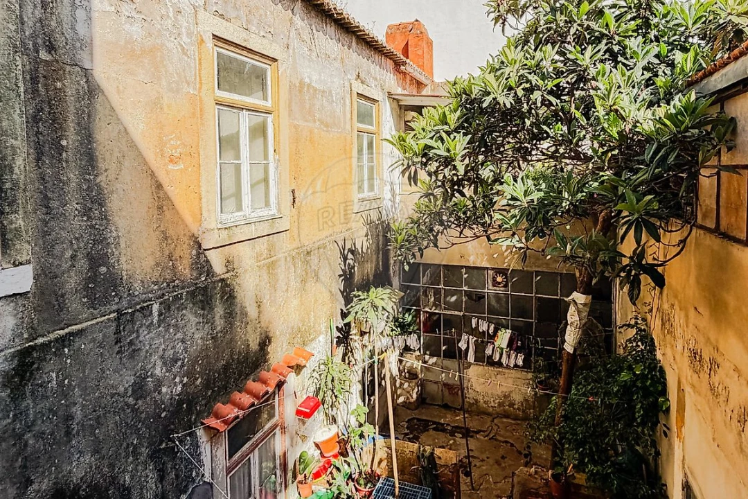 Prédio para Venda em Barreiro e Lavradio Foto 9