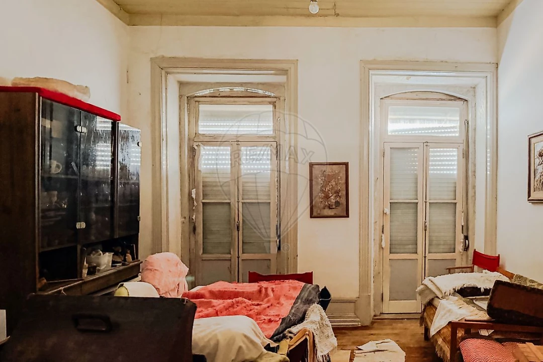 Prédio para Venda em Barreiro e Lavradio Foto 5