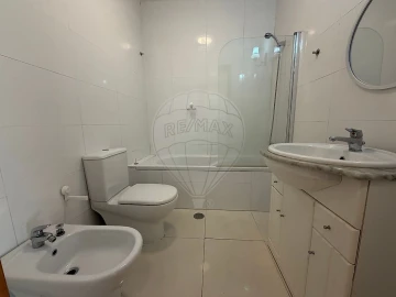 Apartamento T1 para Arrendamento em Ovar, São João, Arada e São Vicente de Pereira Jusã