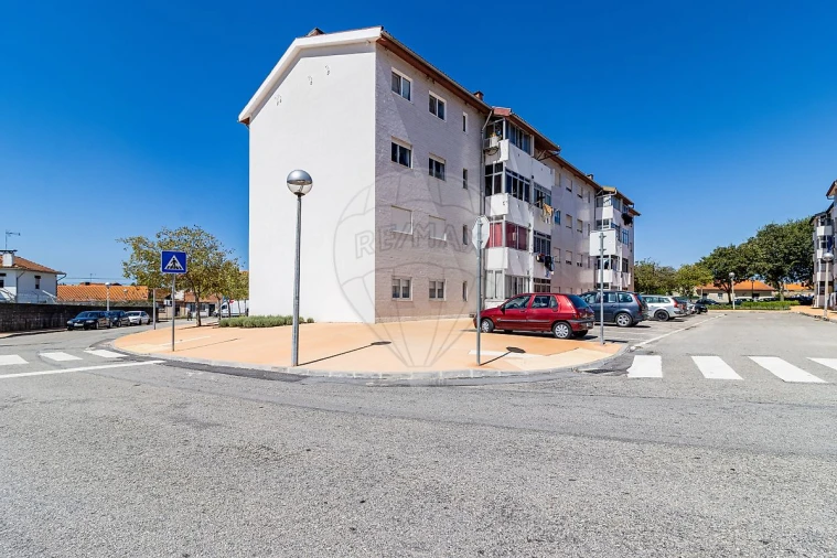 Apartamento T3 para Venda em Ovar, São João, Arada e São Vicente de Pereira Jusã Foto 3