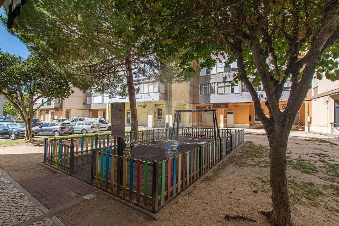 Apartamento T2 para Venda em Alverca do Ribatejo e Sobralinho Foto 20