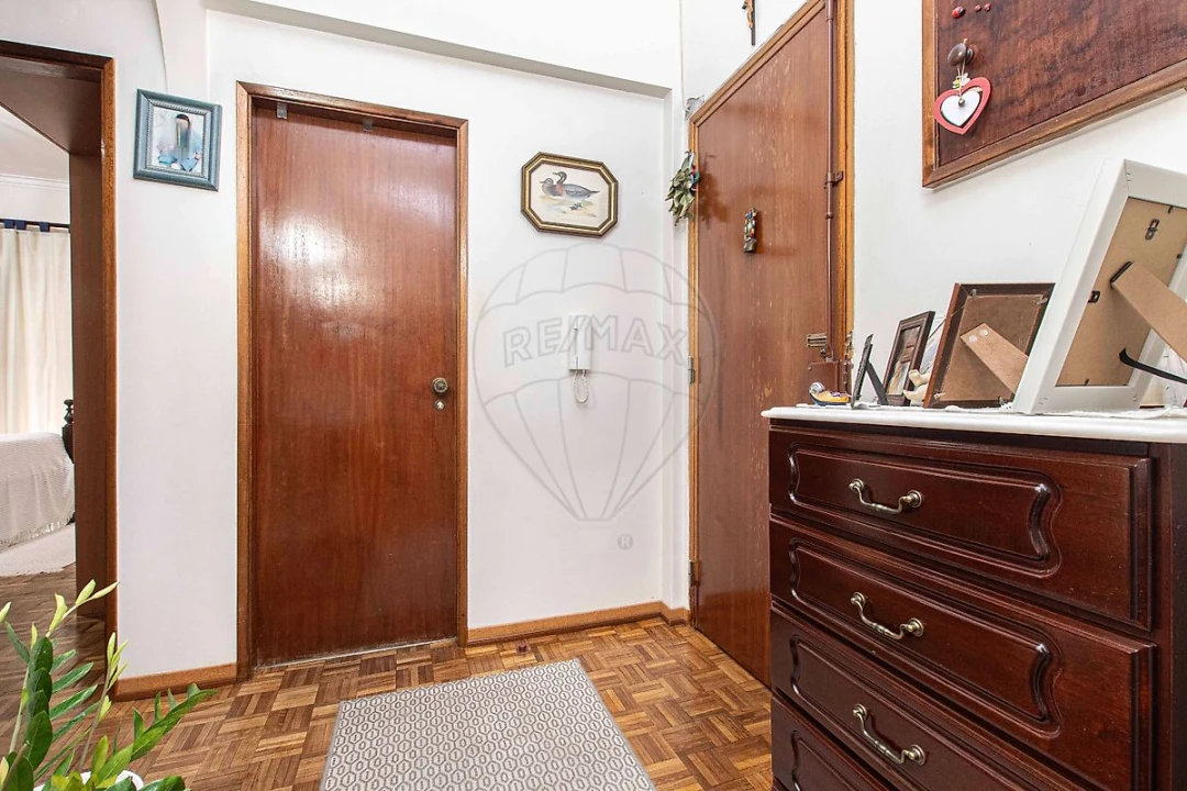 Apartamento T2 para Venda em Alverca do Ribatejo e Sobralinho Foto 7