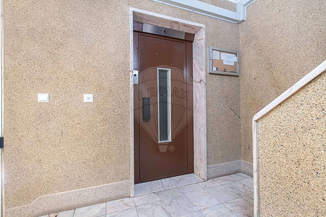 Apartamento T2 para Venda em Alverca do Ribatejo e Sobralinho Foto 17