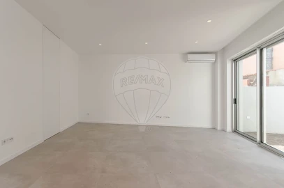 Moradia T3 para Arrendamento em Amora