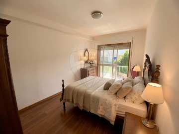 Apartamento T1 para Arrendamento em Aldoar, Foz do Douro e Nevogilde