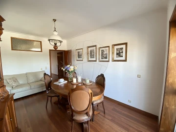 Apartamento T1 para Arrendamento em Aldoar, Foz do Douro e Nevogilde
