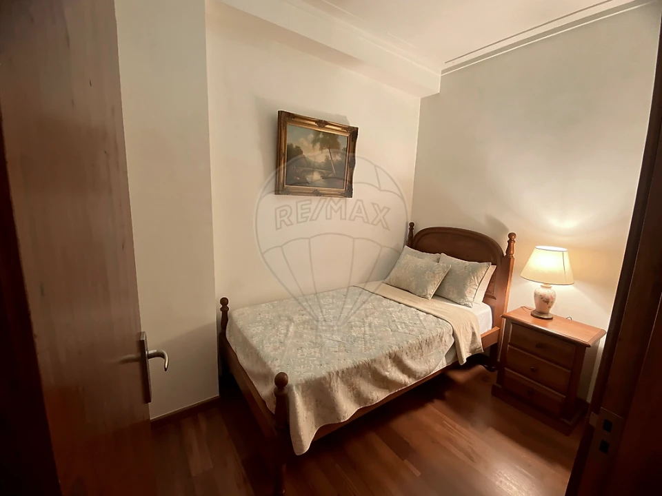 Apartamento T1 para Arrendamento em Aldoar, Foz do Douro e Nevogilde Foto 8
