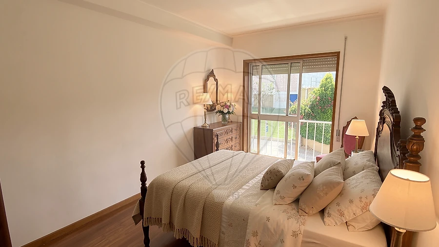 Apartamento T1 para Arrendamento em Aldoar, Foz do Douro e Nevogilde