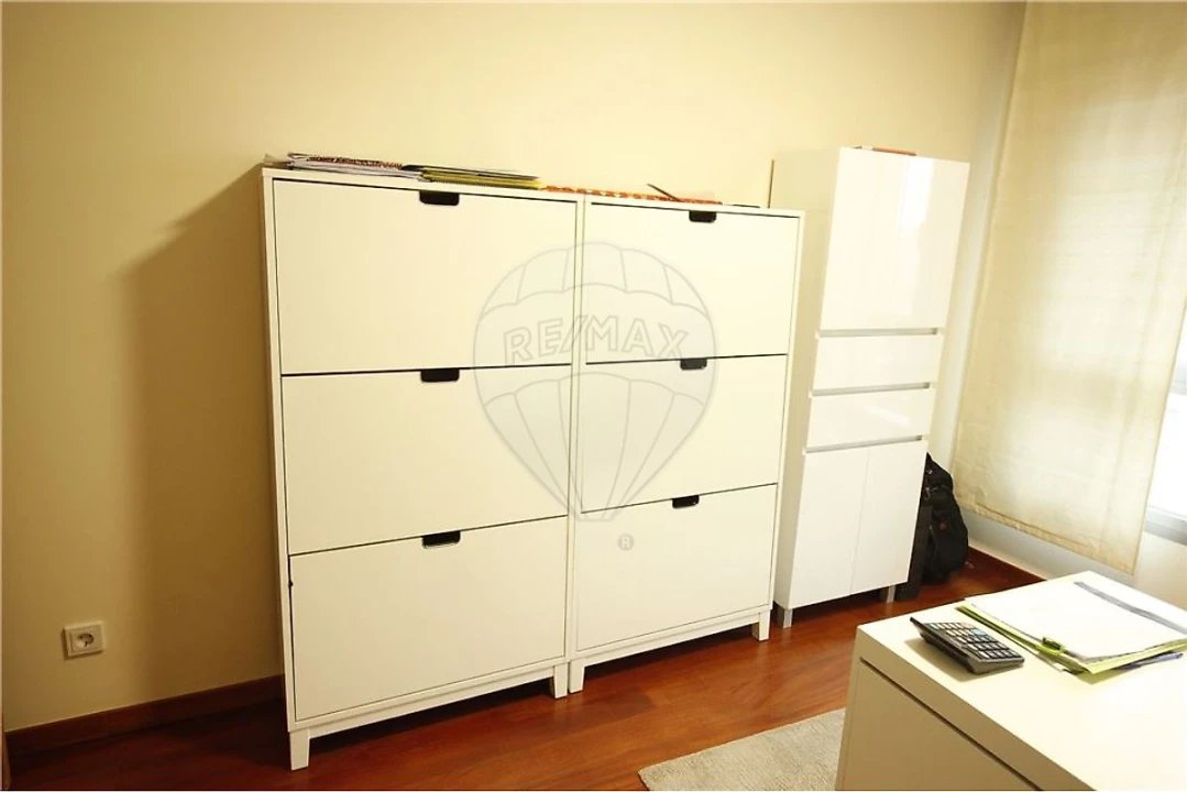 Apartamento T4 para Arrendamento em Ramalde Foto 7
