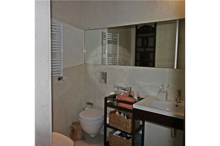 Apartamento T4 para Arrendamento em Ramalde Foto 10