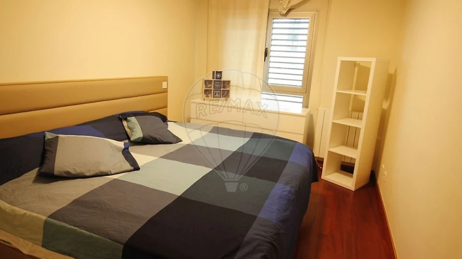 Apartamento T4 para Arrendamento em Ramalde