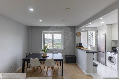 Apartamento T2 para Venda em Gondomar (São Cosme), Valbom e Jovim