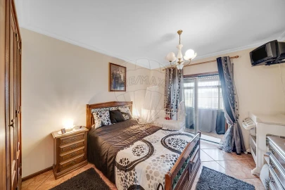 Apartamento T4 para Venda em Palhaça