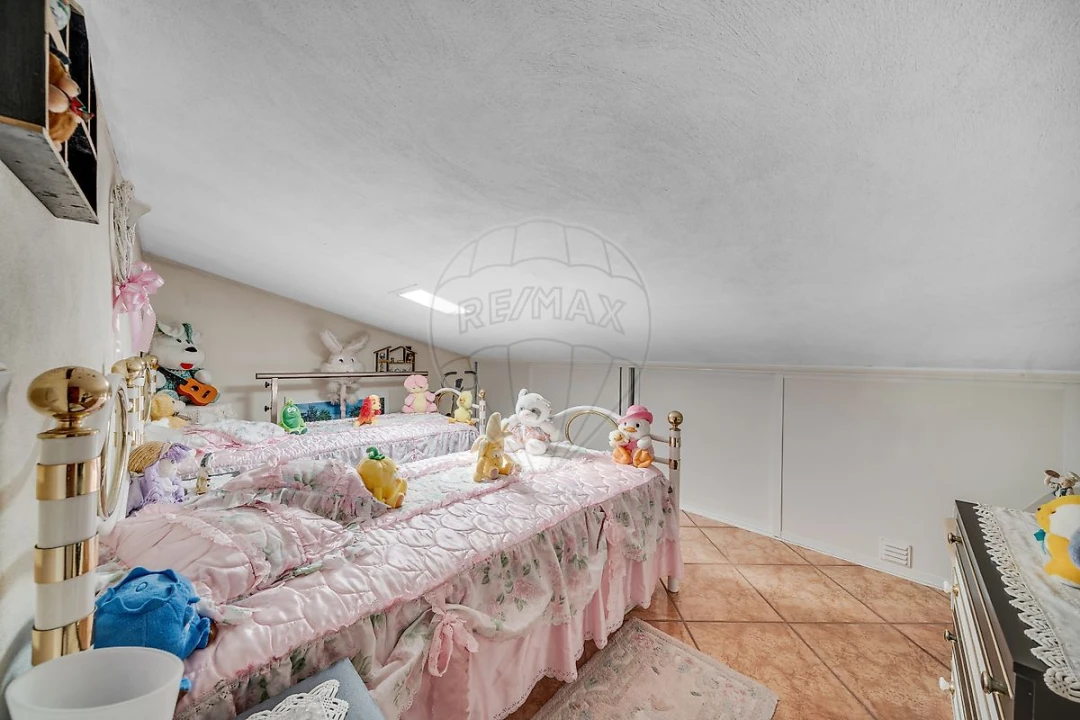 Apartamento T4 para Venda em Palhaça Foto 7