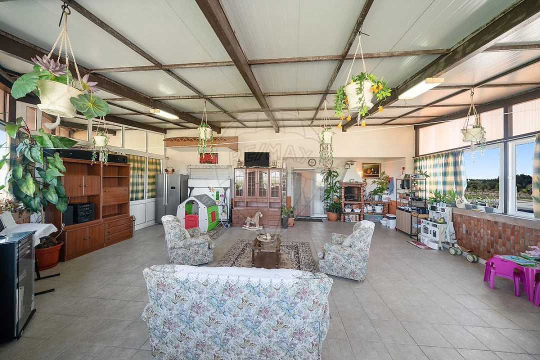 Apartamento T4 para Venda em Palhaça Foto 2