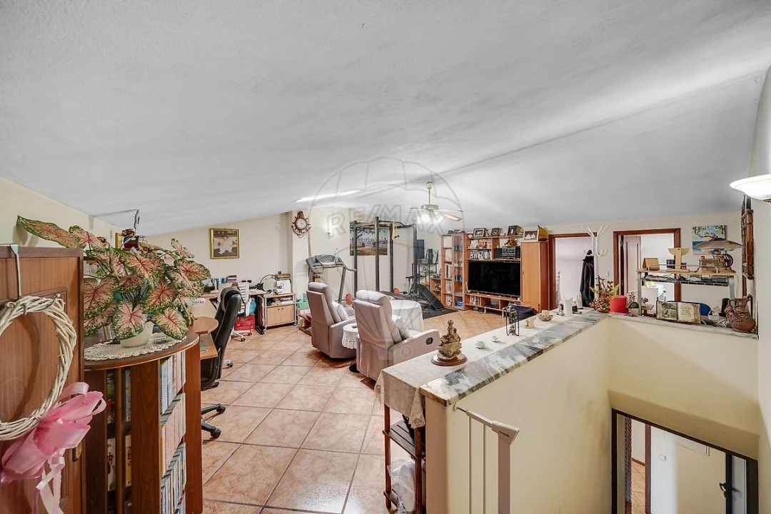 Apartamento T4 para Venda em Palhaça Foto 6