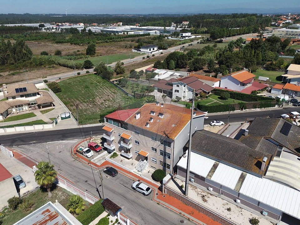 Apartamento T4 para Venda em Palhaça Foto 26