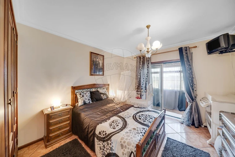 Apartamento T4 para Venda em Palhaça Foto 18