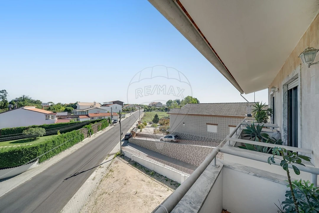 Apartamento T4 para Venda em Palhaça Foto 12