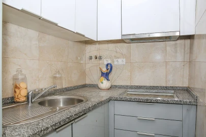 Moradia T2 para Venda em Sobral de Monte Agraço