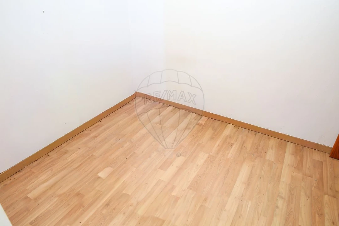 Moradia T2 para Venda em Sobral de Monte Agraço Foto 23