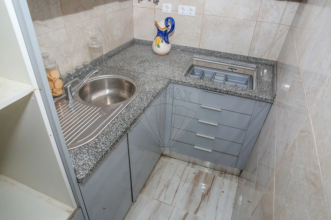 Moradia T2 para Venda em Sobral de Monte Agraço Foto 12