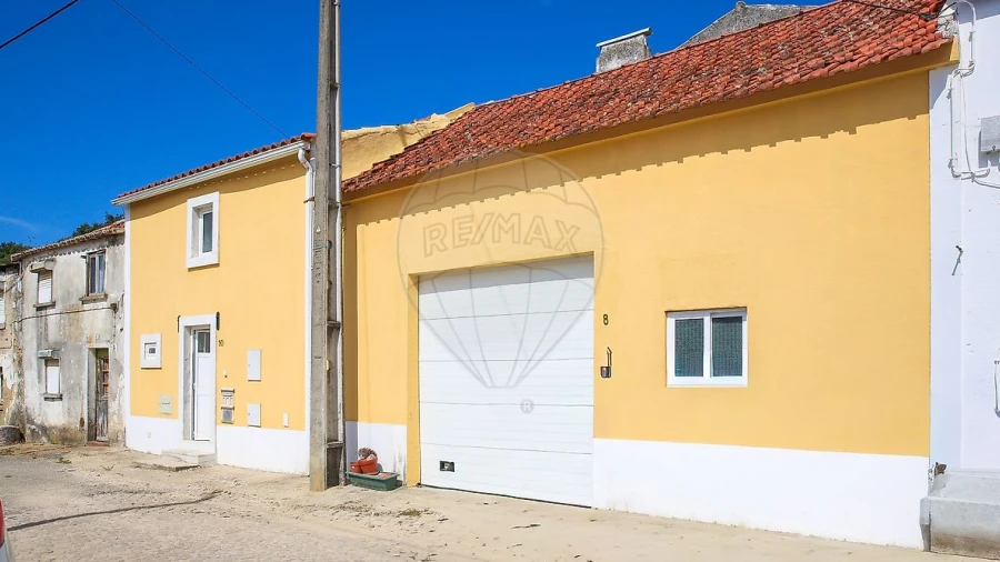 Moradia T2 para Venda em Sobral de Monte Agraço