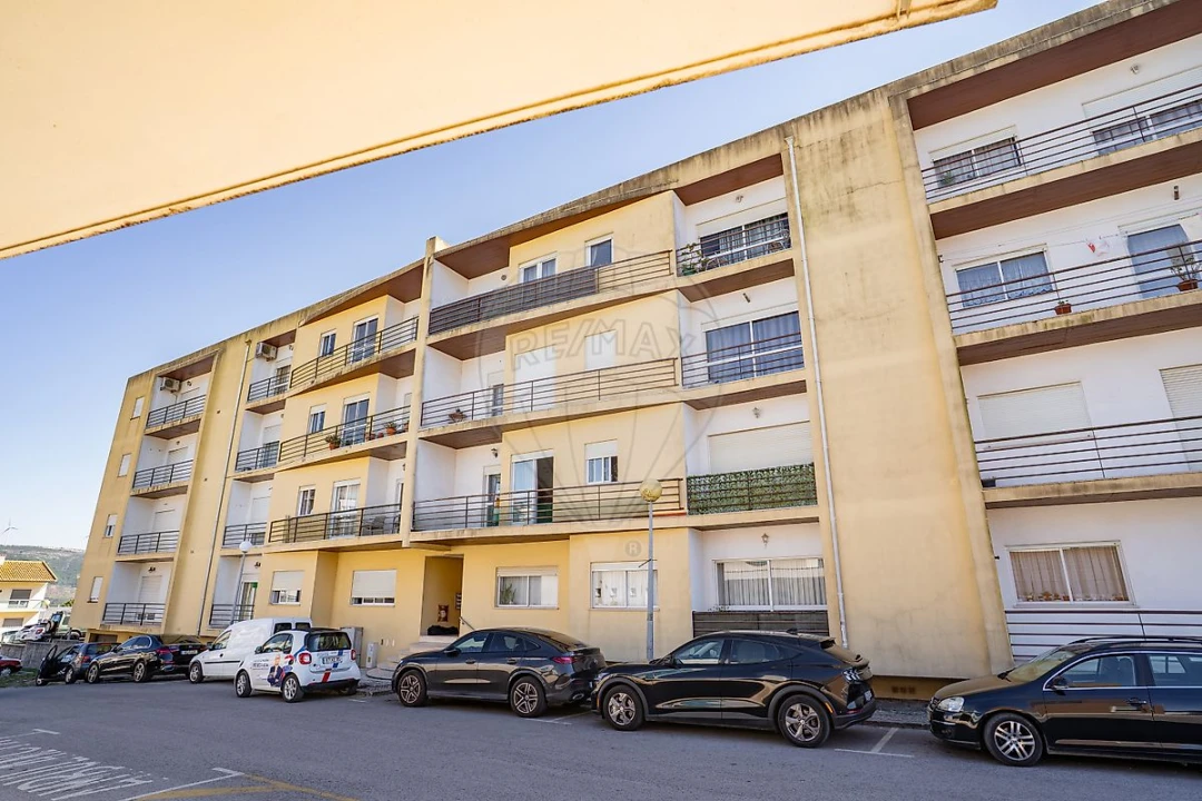 Apartamento T3 para Venda em Benedita Foto 44