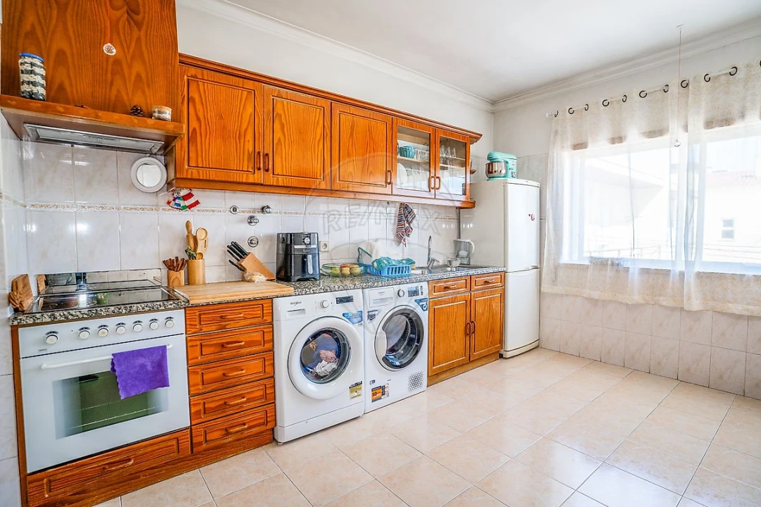 Apartamento T3 para Venda em Benedita Foto 17