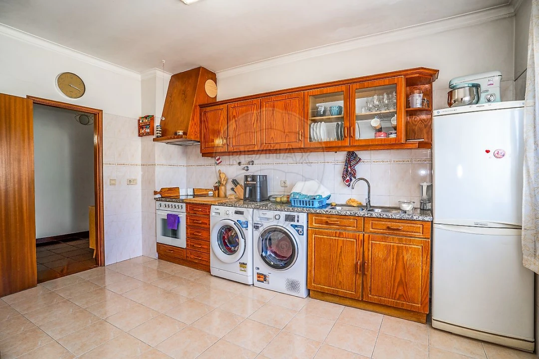 Apartamento T3 para Venda em Benedita Foto 16