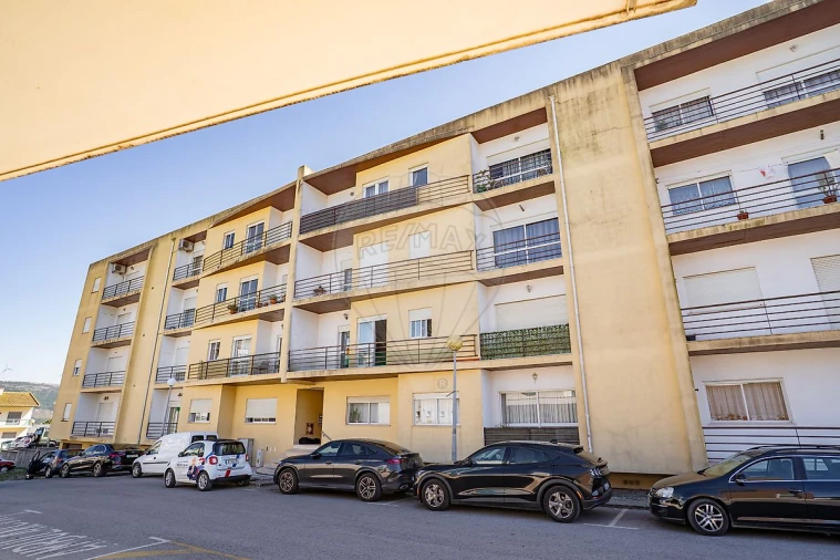 Apartamento T3 para Venda em Benedita Foto 44