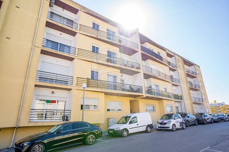 Apartamento T3 para Venda em Benedita Foto 47