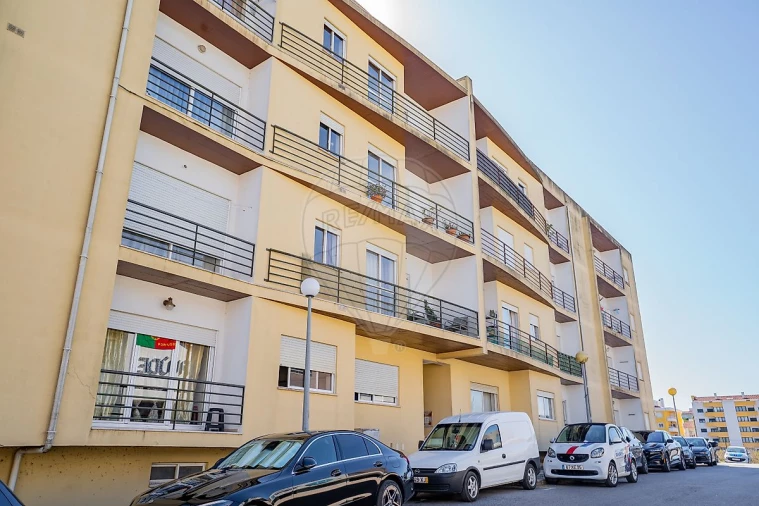 Apartamento T3 para Venda em Benedita Foto 46