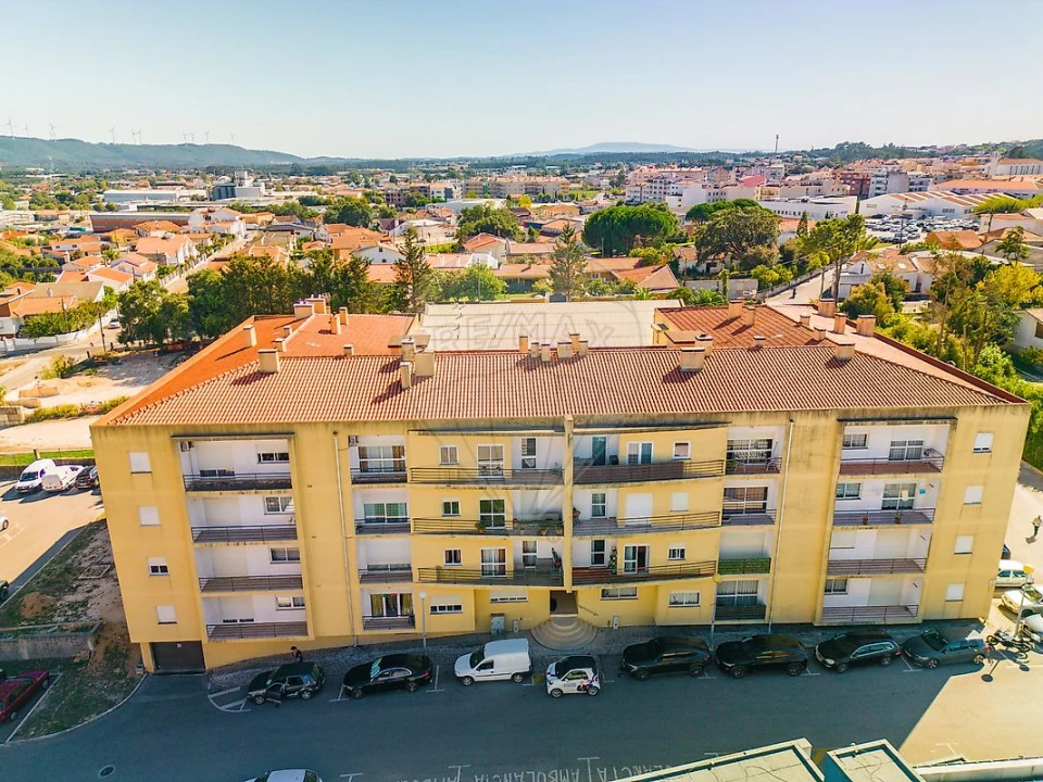 Apartamento T3 para Venda em Benedita Foto 1