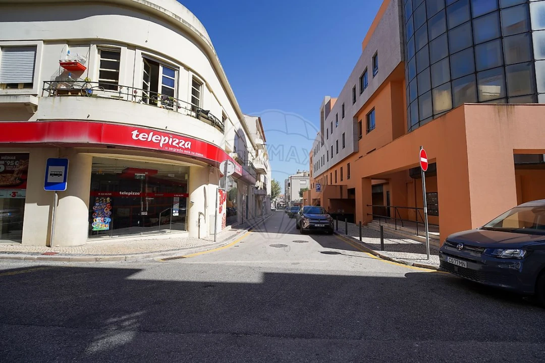 Apartamento T1 para Venda em Buarcos Foto 21