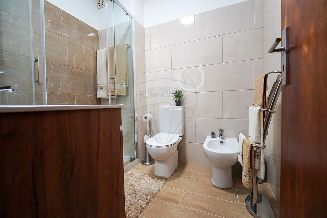 Apartamento T1 para Venda em Buarcos Foto 8