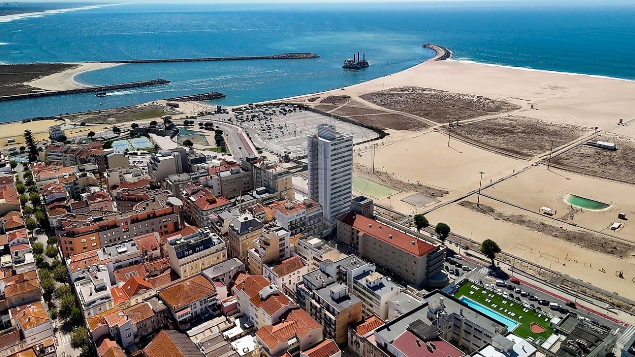Apartamento T1 para Venda em Buarcos Foto 1